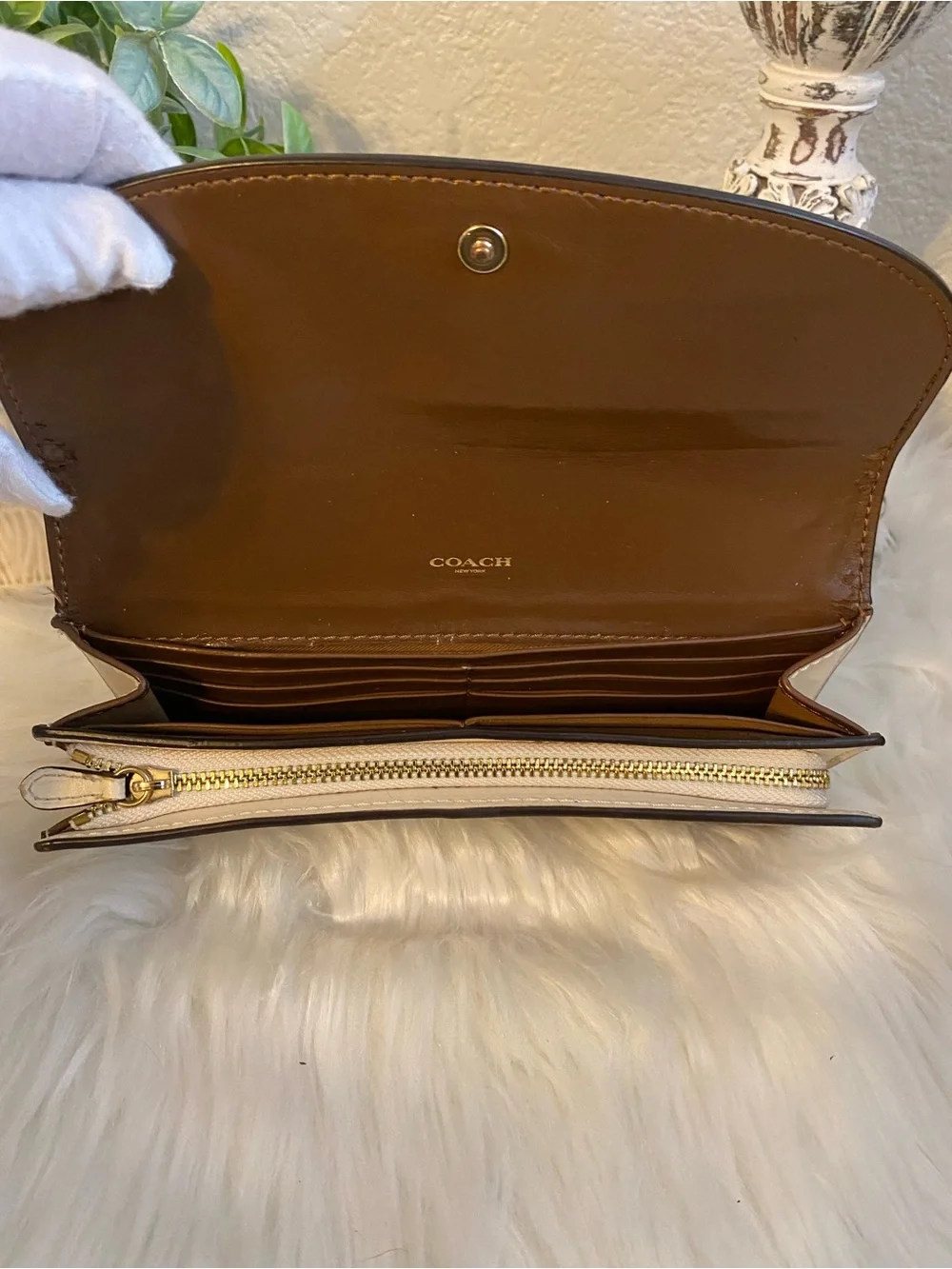 Coach Two-Tone Signature Canvas Wallet - Cream/Brown
